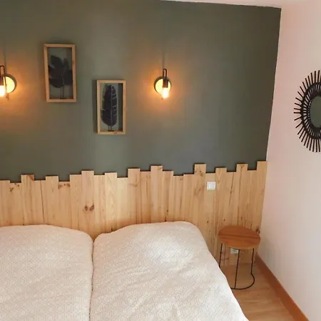 Relais De La Tour Bed & Breakfast *