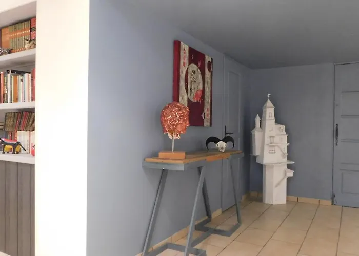 Relais De La Tour 3*