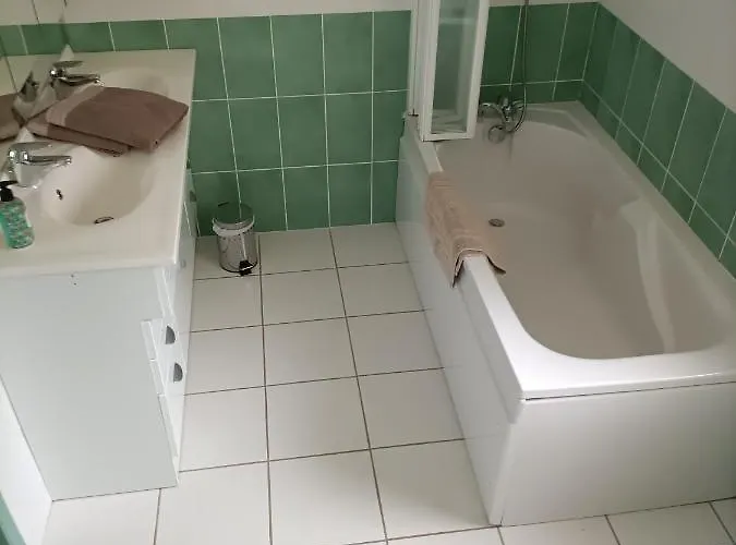 Relais De La Tour 3*