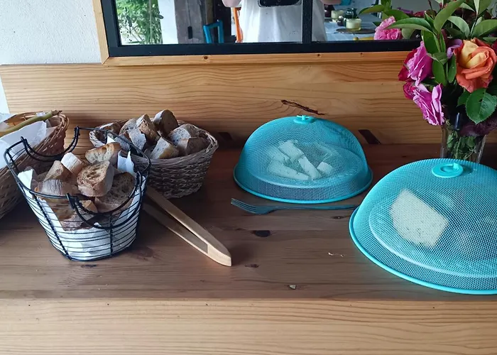 Bed and Breakfast Relais De La Tour 3*