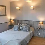 Relais De La Tour 3*