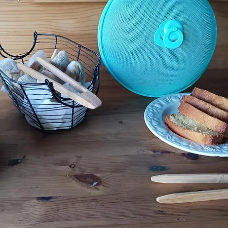 Relais De La Tour Bed & Breakfast 3*