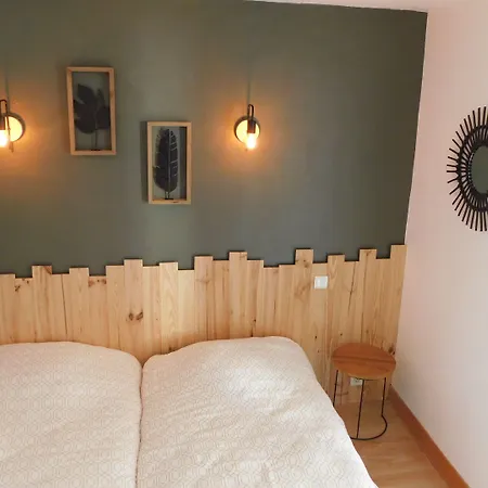 Relais De La Tour Bed & Breakfast