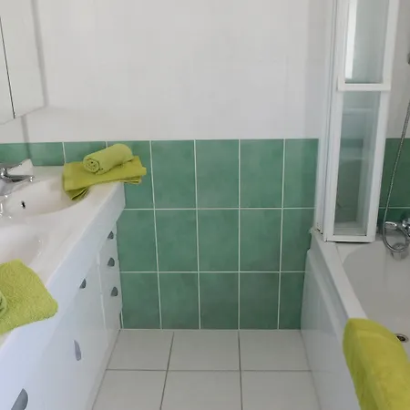 Relais De La Tour Bed & Breakfast Termes-d'Armagnac