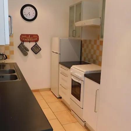 Relais De La Tour Bed & Breakfast