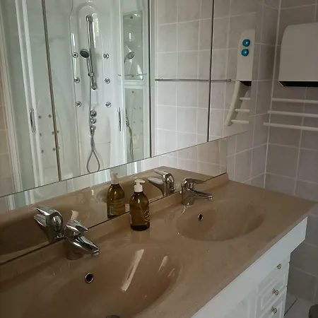 Alojamento de Acomodação e Pequeno-almoço Relais De La Tour Termes-d'Armagnac