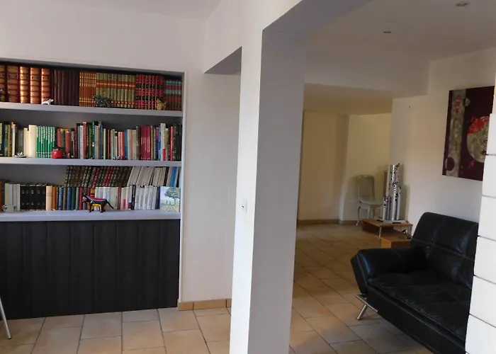 Frühstückspension Relais De La Tour 3*